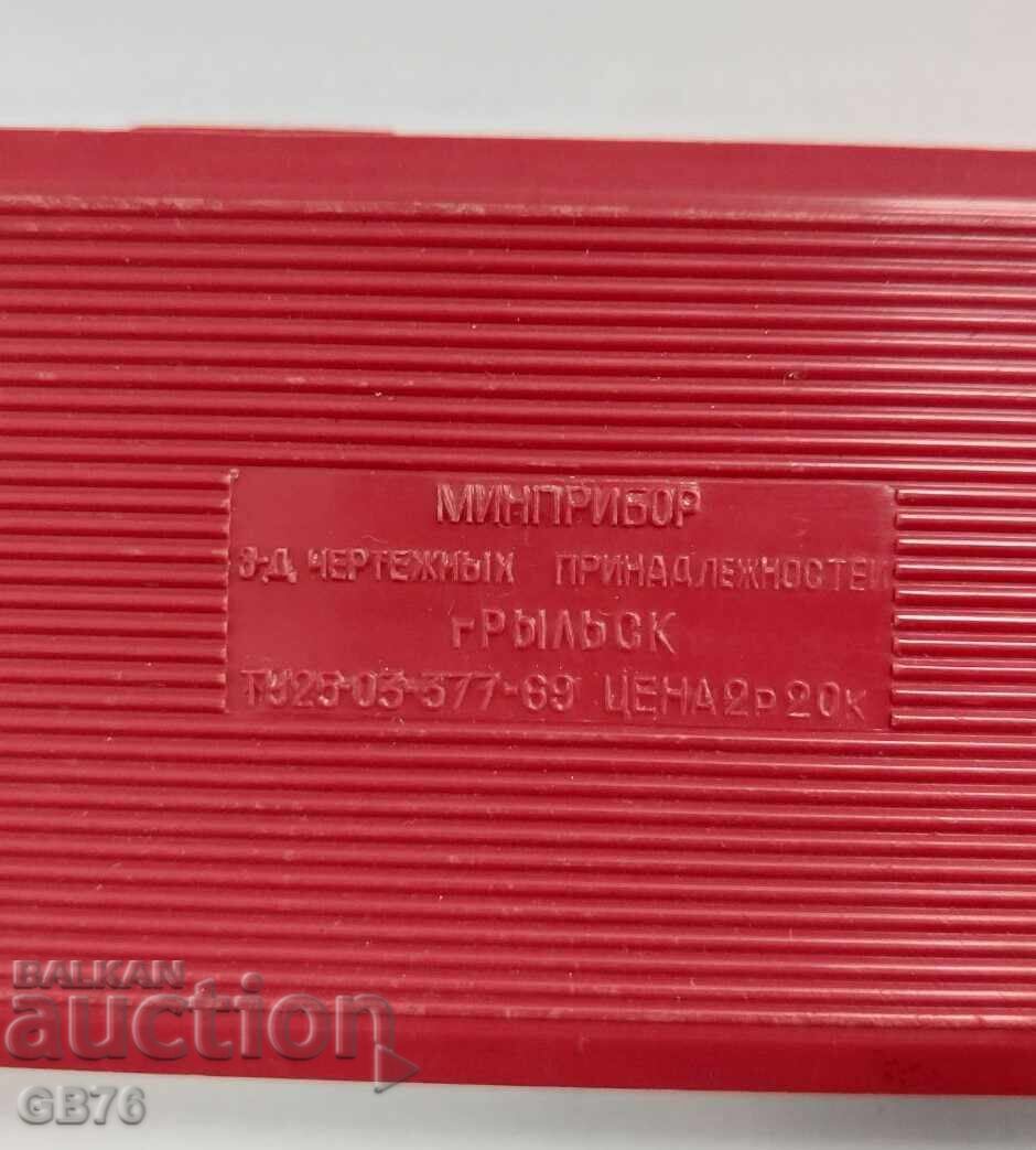 Κουτί με χάρακες, Ρώσικο, 16,5 x 5,5 εκ. με τιμή 18.00 BGN | € 9.20 Κουτί με χάρακες, Ρώσικο, 16,5 x 5,5 εκ. με τιμή 18.00 BGN | € 9.20