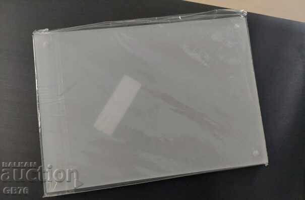 Прозрачна акрилна рамка за снимки или банкноти с цена 7.00 лв. | € 3.58 Прозрачна акрилна рамка за снимки или банкноти с цена 7.00 лв. | € 3.58