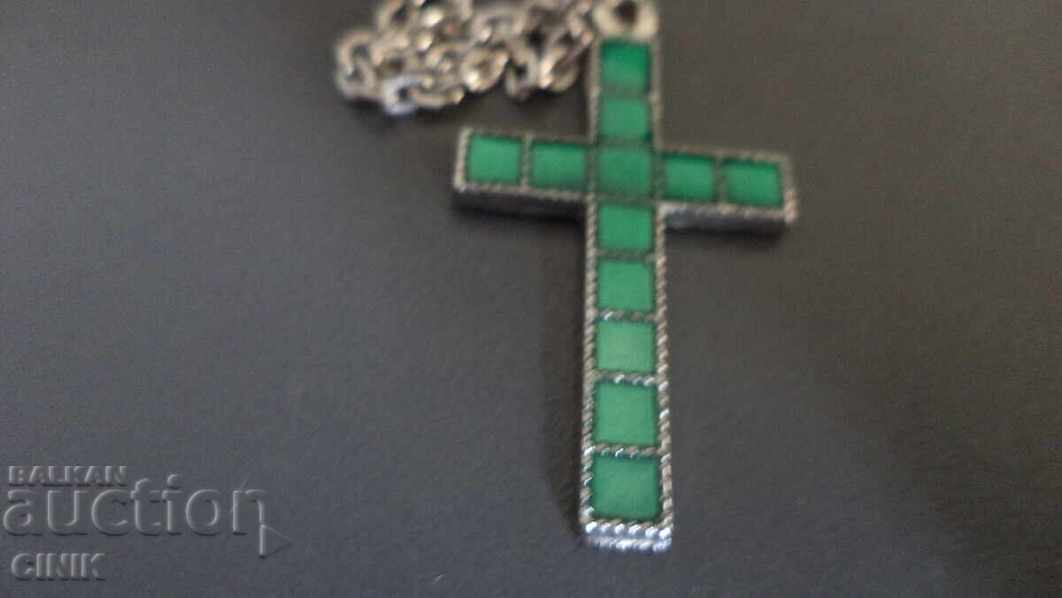 LANȚ CU CRUCE cu preț 0.01 BGN | € 0.01 LANȚ CU CRUCE cu preț 0.01 BGN | € 0.01