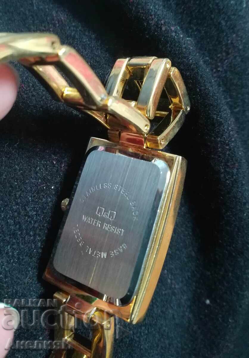 Nou ceas de damă rezistent la apă cu preț 60.00 BGN | € 30.68