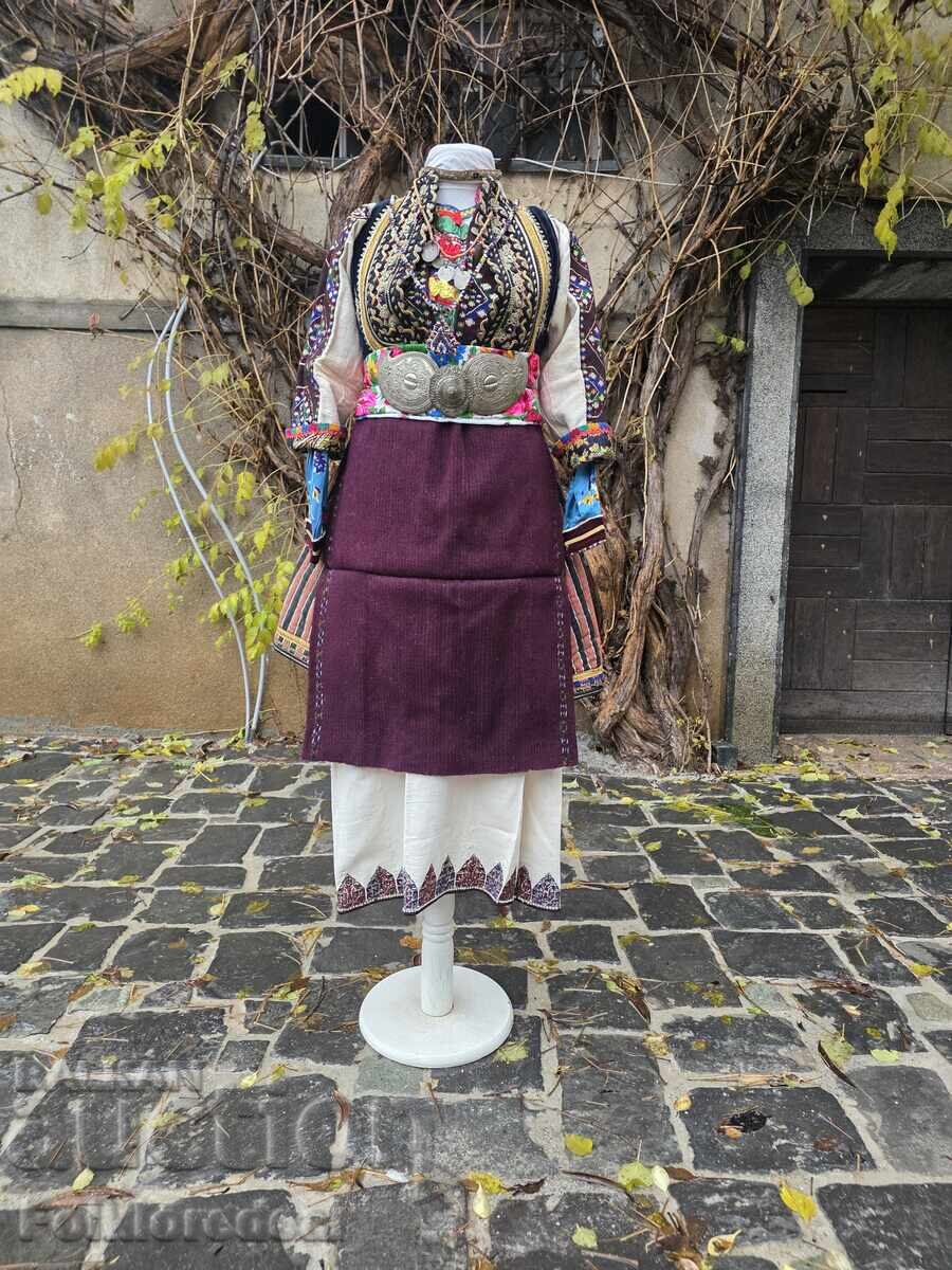 Women's costume, complete, from Suva Gora with "pafti" (belts with decorative metal clasps) Women's costume, complete, from Suva Gora with "pafti" (belts with decorative metal clasps)