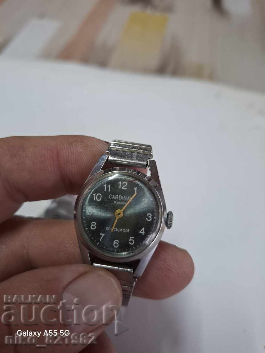 Δημοπρασία Δύο μηχανικά ρολόγια Δημοπρασία Δύο μηχανικά ρολόγια