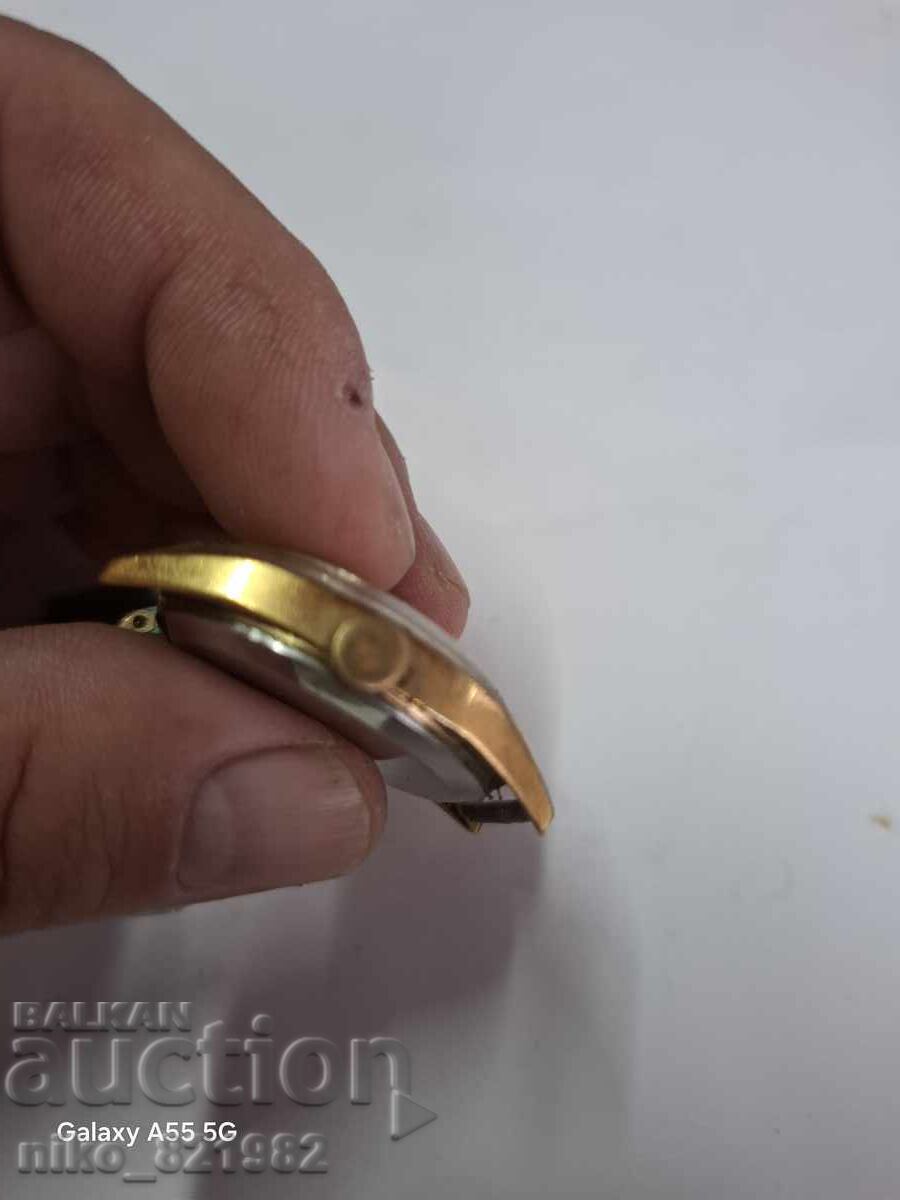 Two male (items) with gold plating - 7