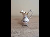 Гравирана метална кана NS