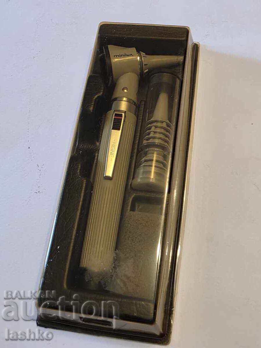 Portable otoscope HEINE