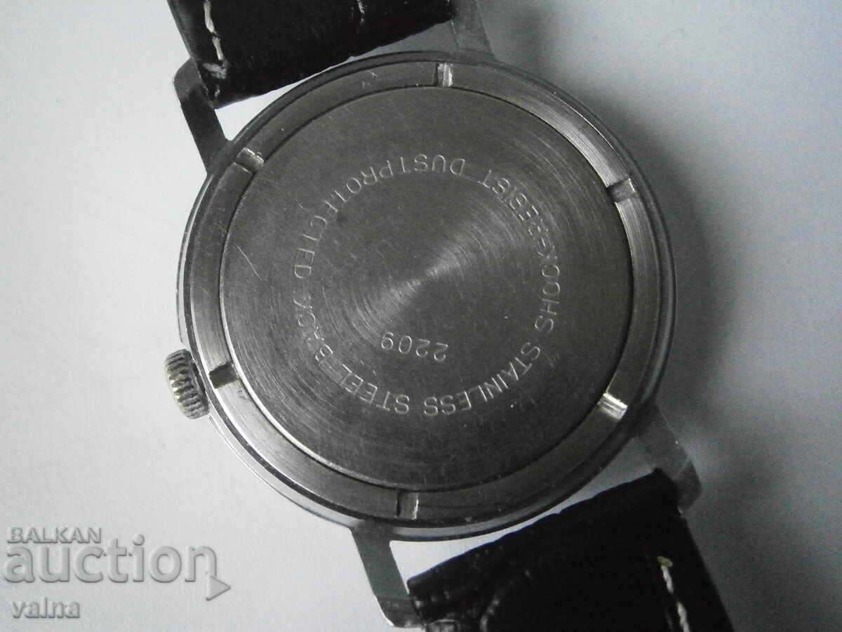 VOSTOK, cal. 2209 /without date/; 18 jewels, USSR - 5