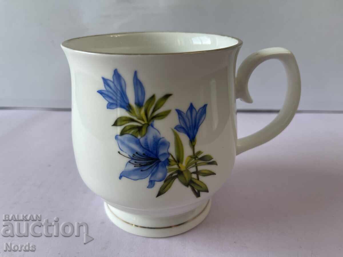 Cană Engleză Mug cu preț 4.50 BGN | € 2.30 Cană Engleză Mug cu preț 4.50 BGN | € 2.30