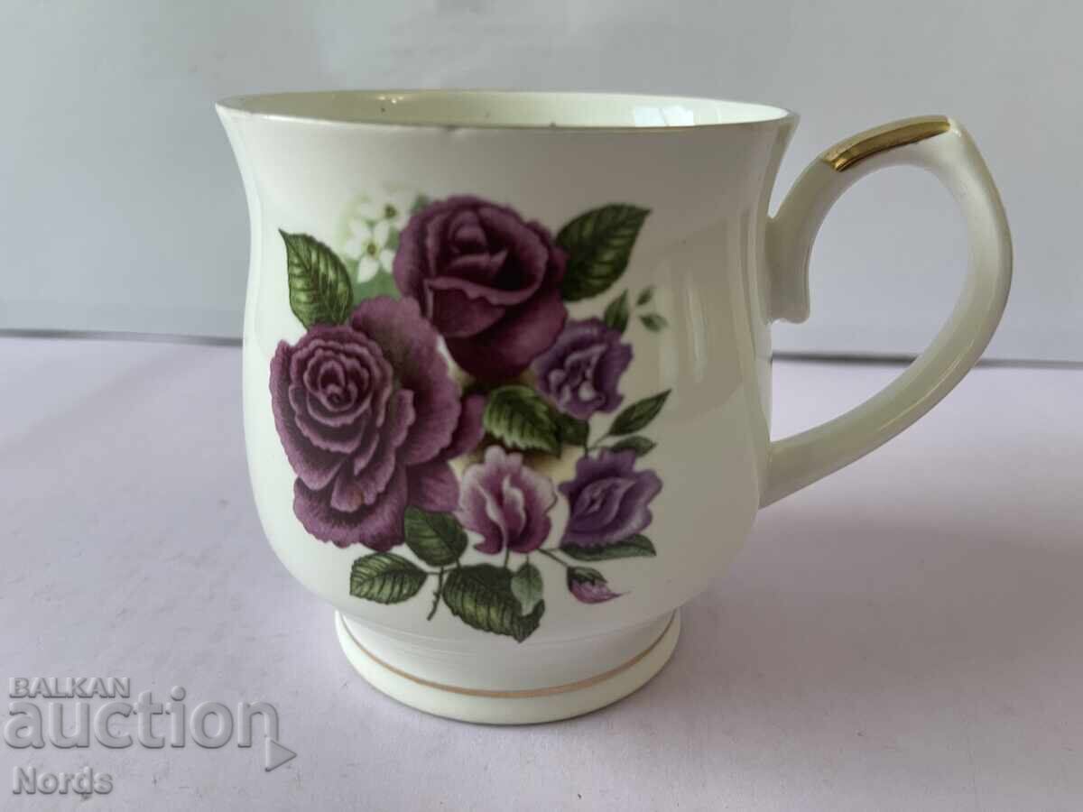 Cană Engleză Mug cu preț 16.90 BGN | € 8.64 Cană Engleză Mug cu preț 16.90 BGN | € 8.64