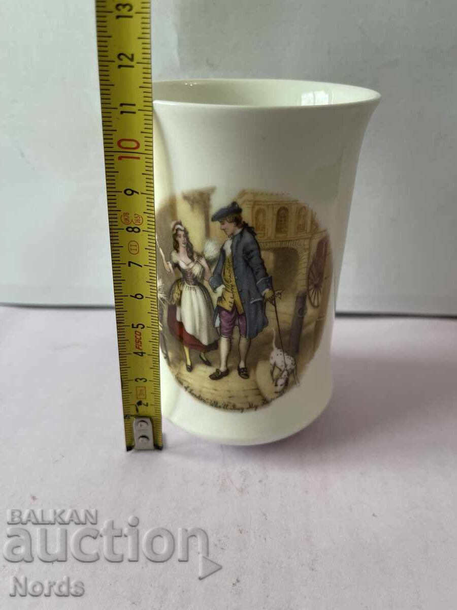 O cană frumoasă din porțelan - 5 O cană frumoasă din porțelan - 5