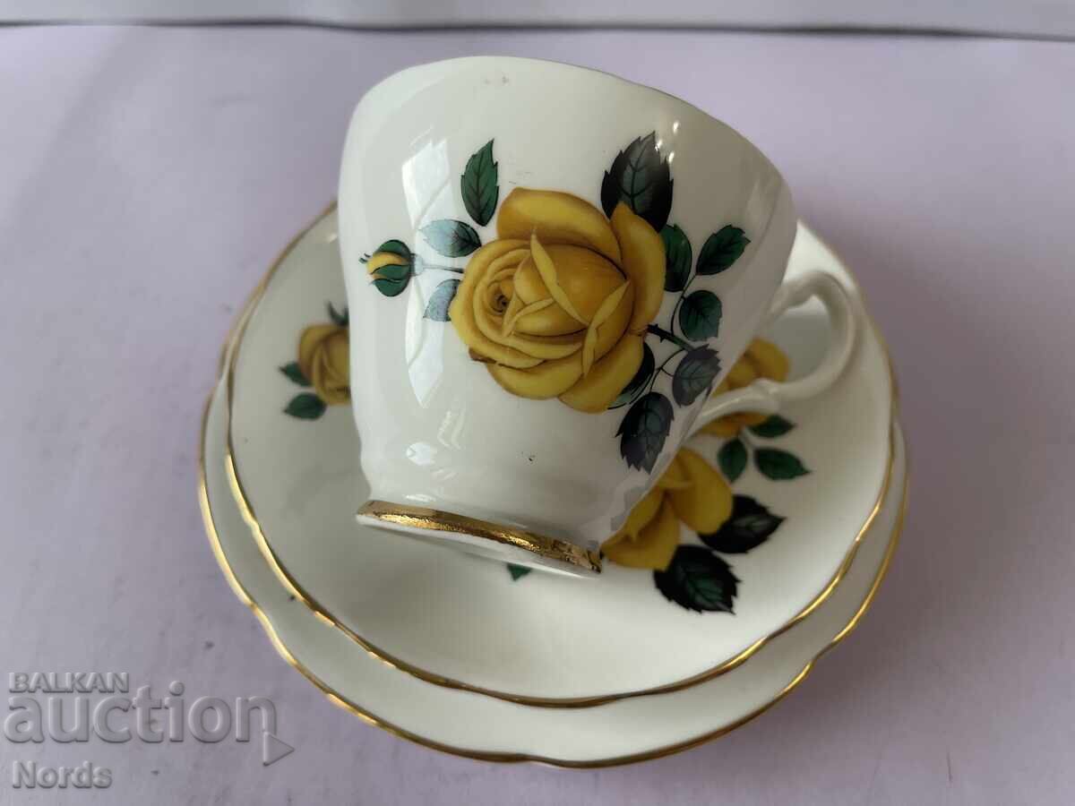 Licitație Set de ceai triplu englezesc Licitație Set de ceai triplu englezesc