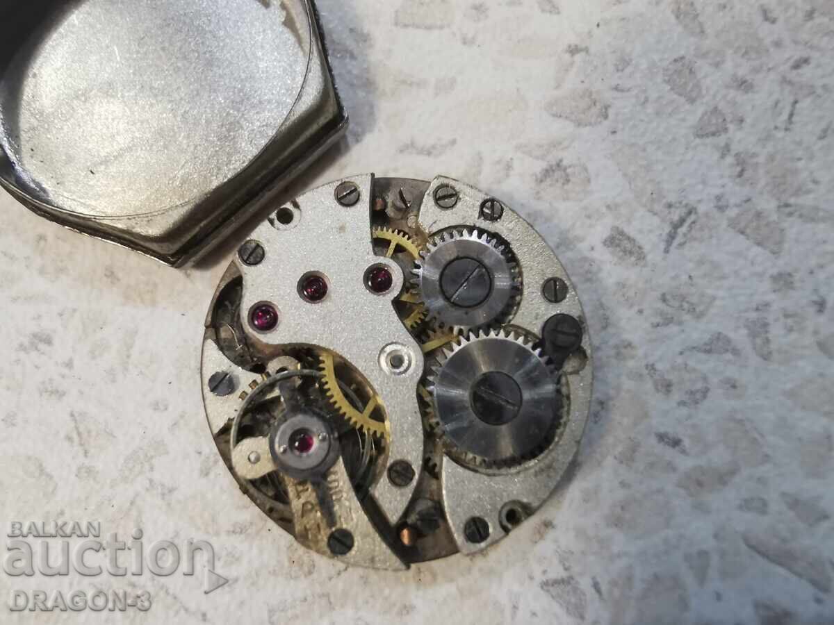 Παράδοση ΛΟΥΞΟΣΑ Παράδοση ΛΟΥΞΟΣΑ