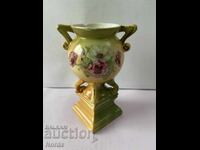 Винтидж порцеланова вазичка