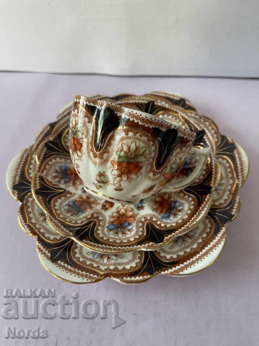 Licitație Set vintage englezesc triplu Licitație Set vintage englezesc triplu