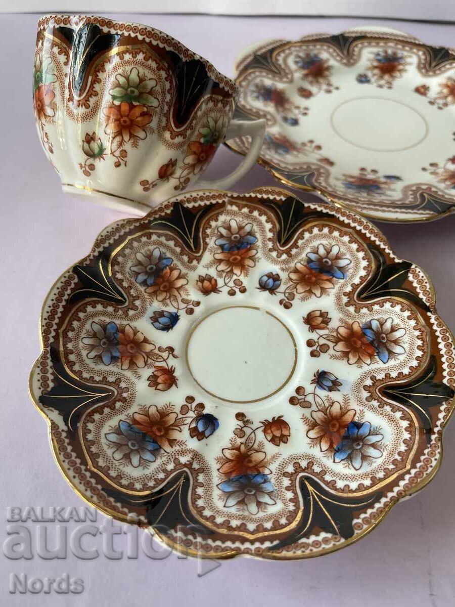 Доставка на Винтидж английски троен сет Доставка на Винтидж английски троен сет