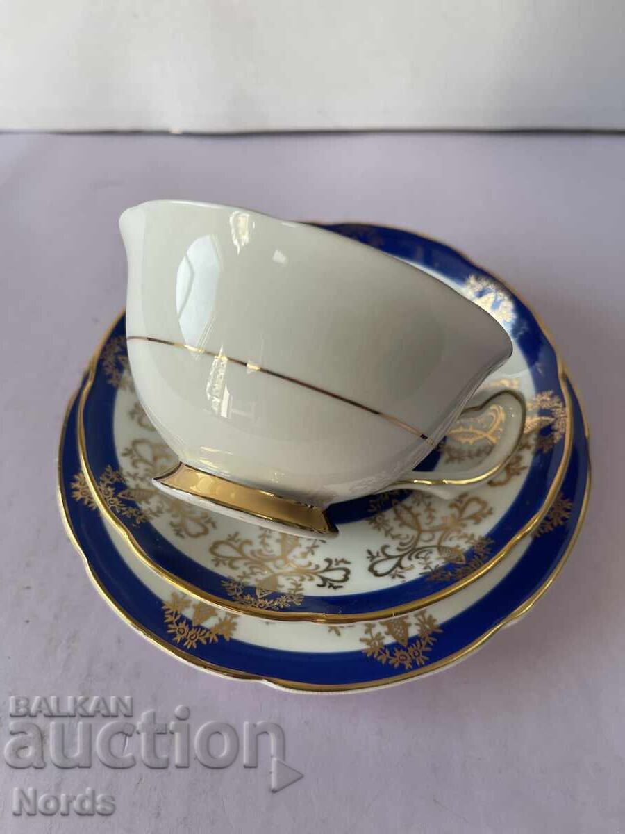 Доставка на Винтидж английски троен сет Доставка на Винтидж английски троен сет