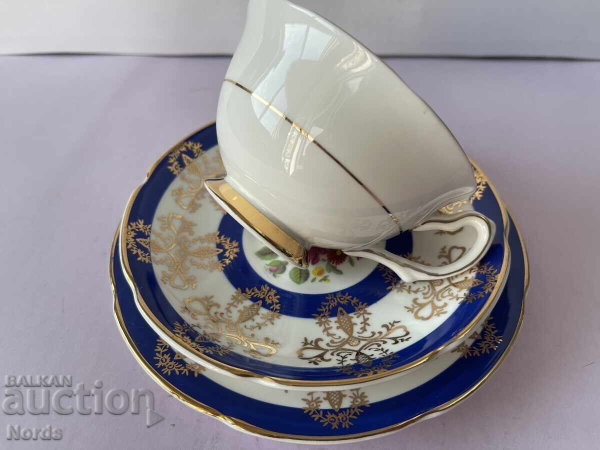 Аукцион Винтидж английски троен сет Аукцион Винтидж английски троен сет