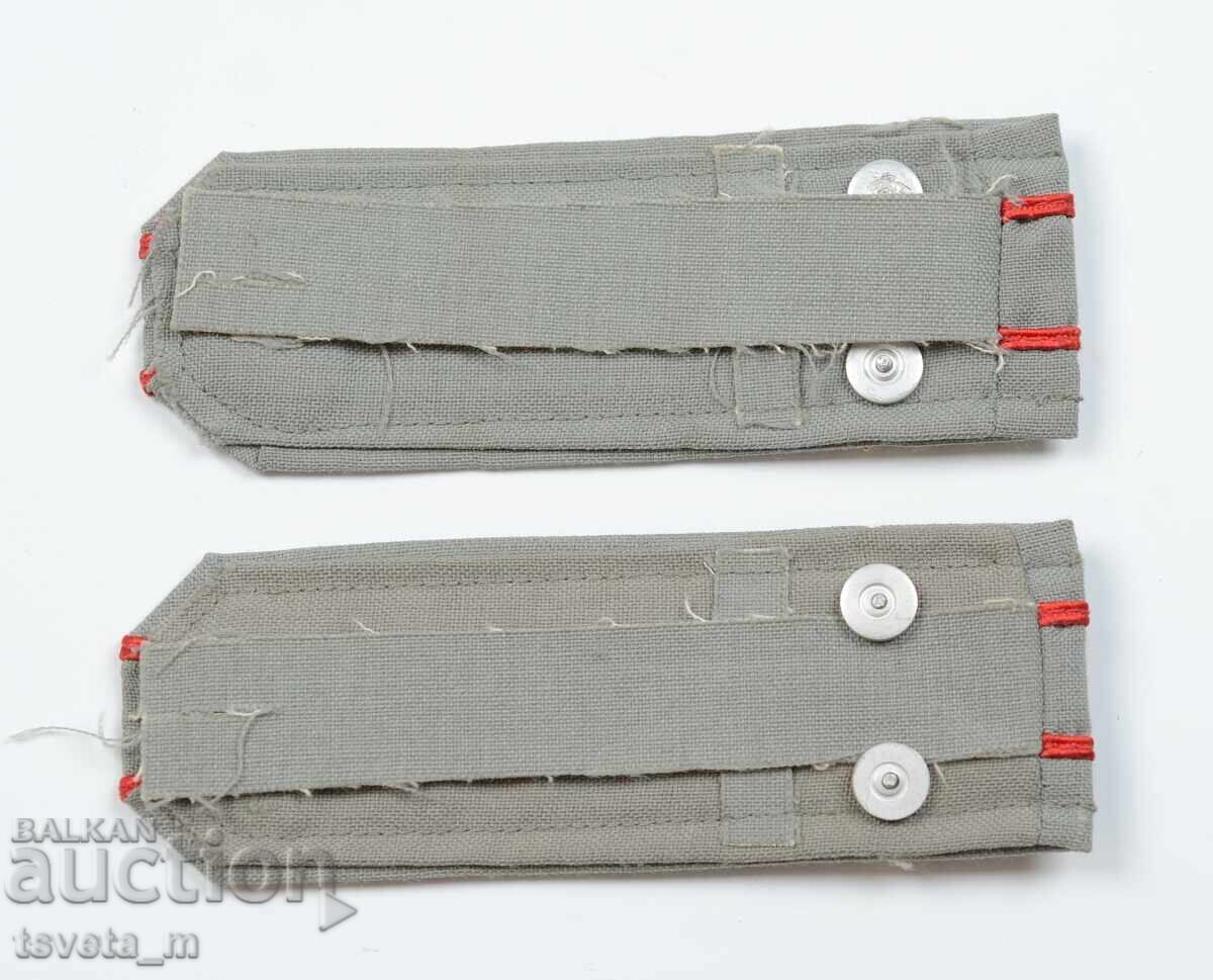 Παγόνι υπολοχαγός ΒΝΑ σοσιαλ με τιμή 8.00 BGN | € 4.09