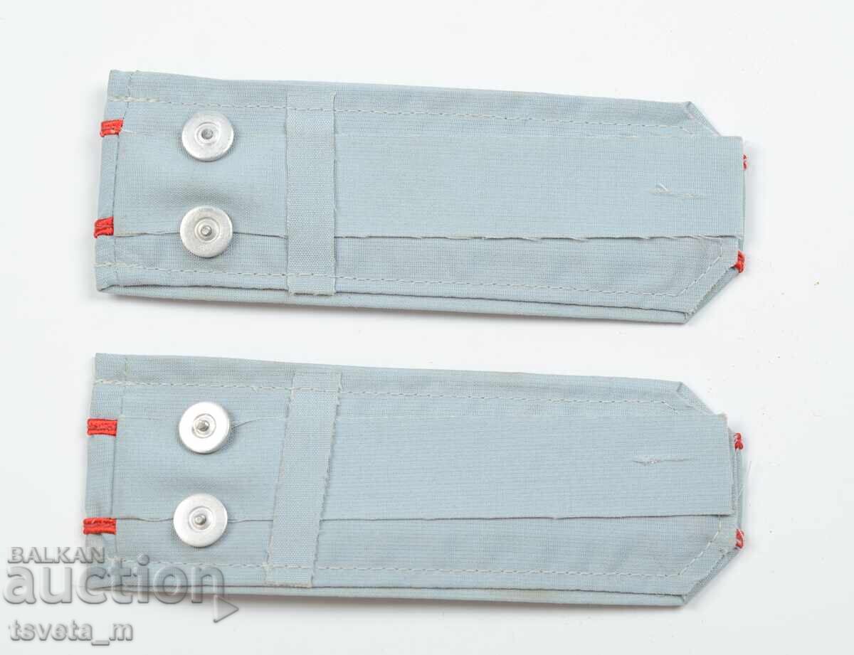 Παγόνι υπολοχαγός ΒΝΑ σοσιαλ με τιμή 8.00 BGN | € 4.09