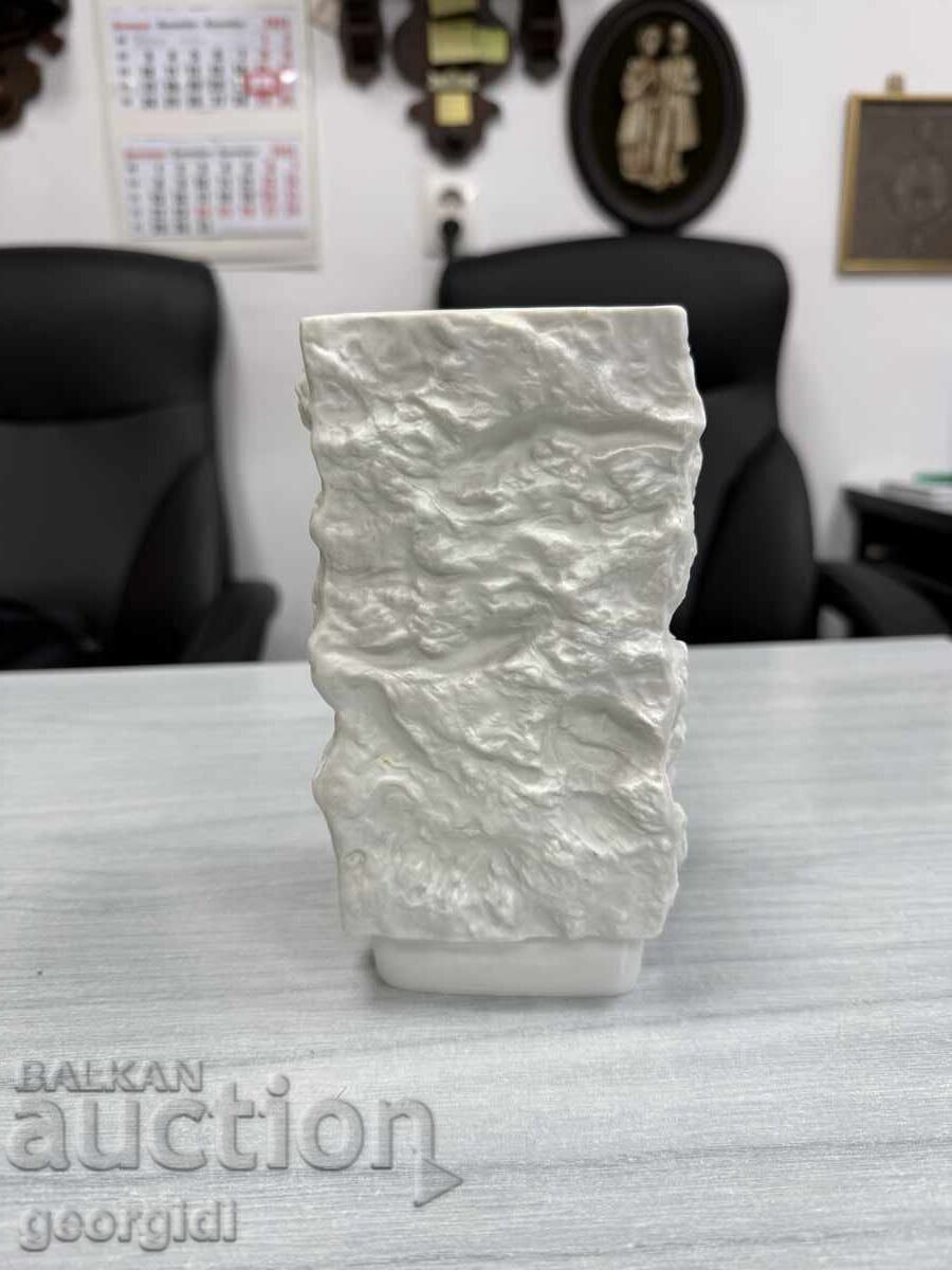 German porcelain vase - Scherzer. No. 7655 with price 75.00 BGN | € 38.35