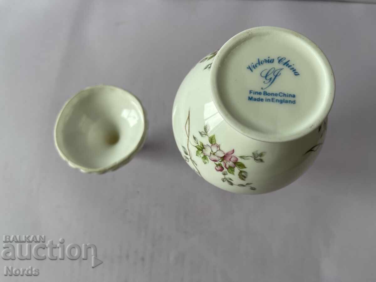 Красива английска ваза и свещник - 5