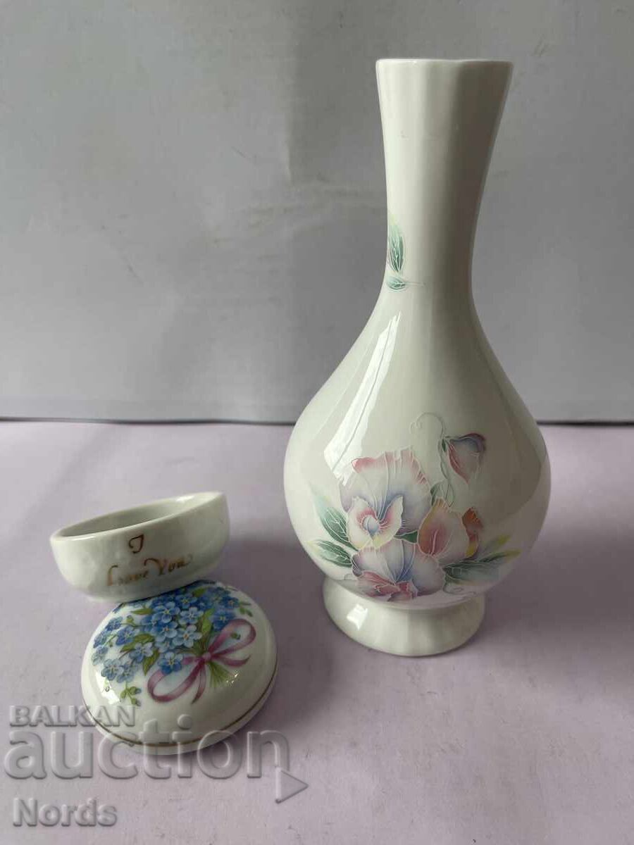 Доставка на Aynsley вазичка и бижутерка Доставка на Aynsley вазичка и бижутерка