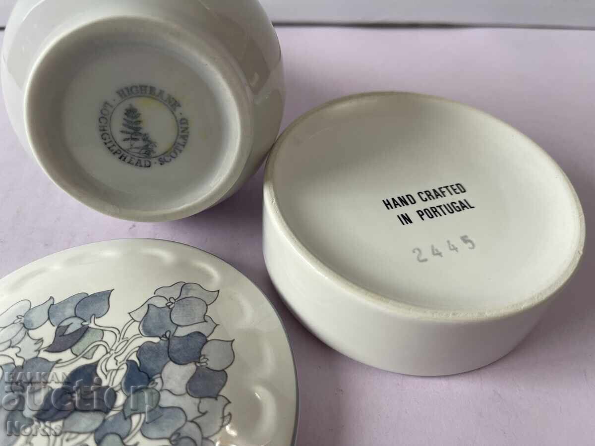 Доставка на Лот вазичка и бижутерка Доставка на Лот вазичка и бижутерка