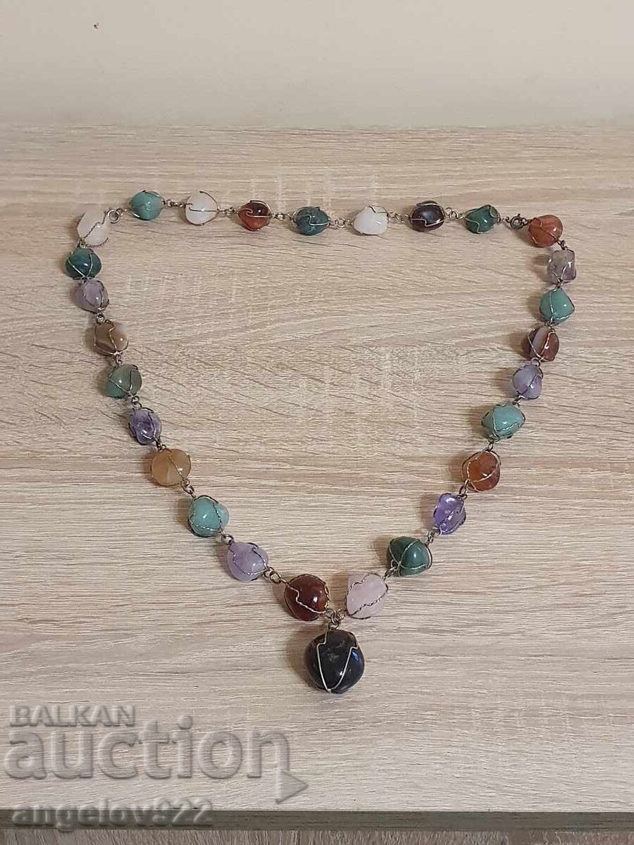 Βίντατζ περιδέραιο με φυσικά πετράδια!!!