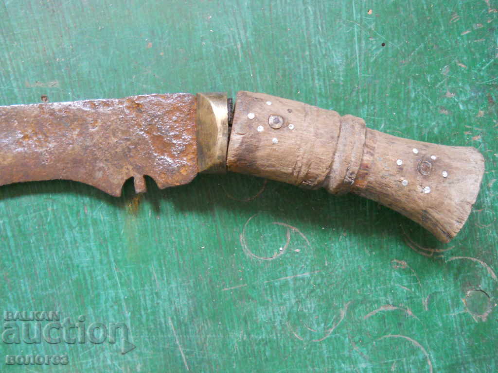 Delivery of Vintage Indian Machete - Kukri