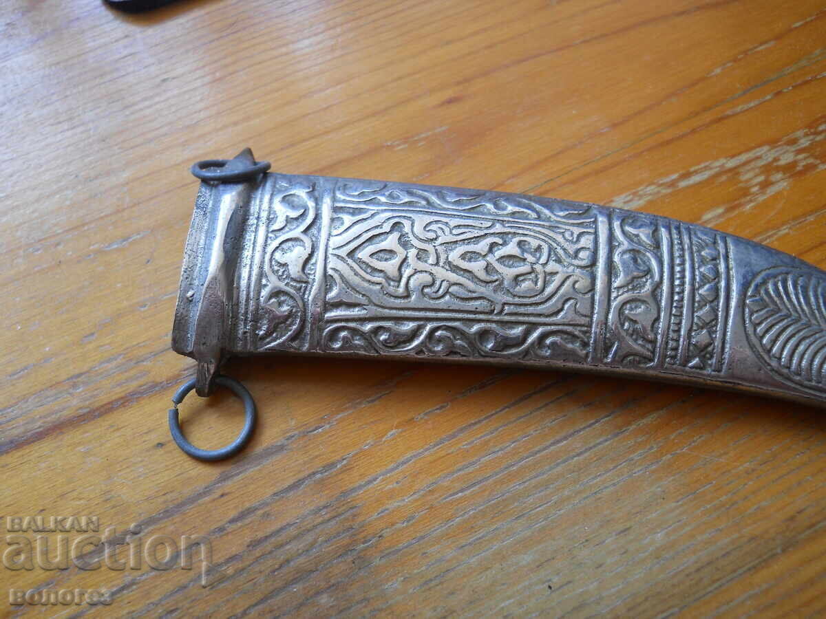 Παράδοση Κάνια για αραβικό κιντζάλ Παράδοση Κάνια για αραβικό κιντζάλ