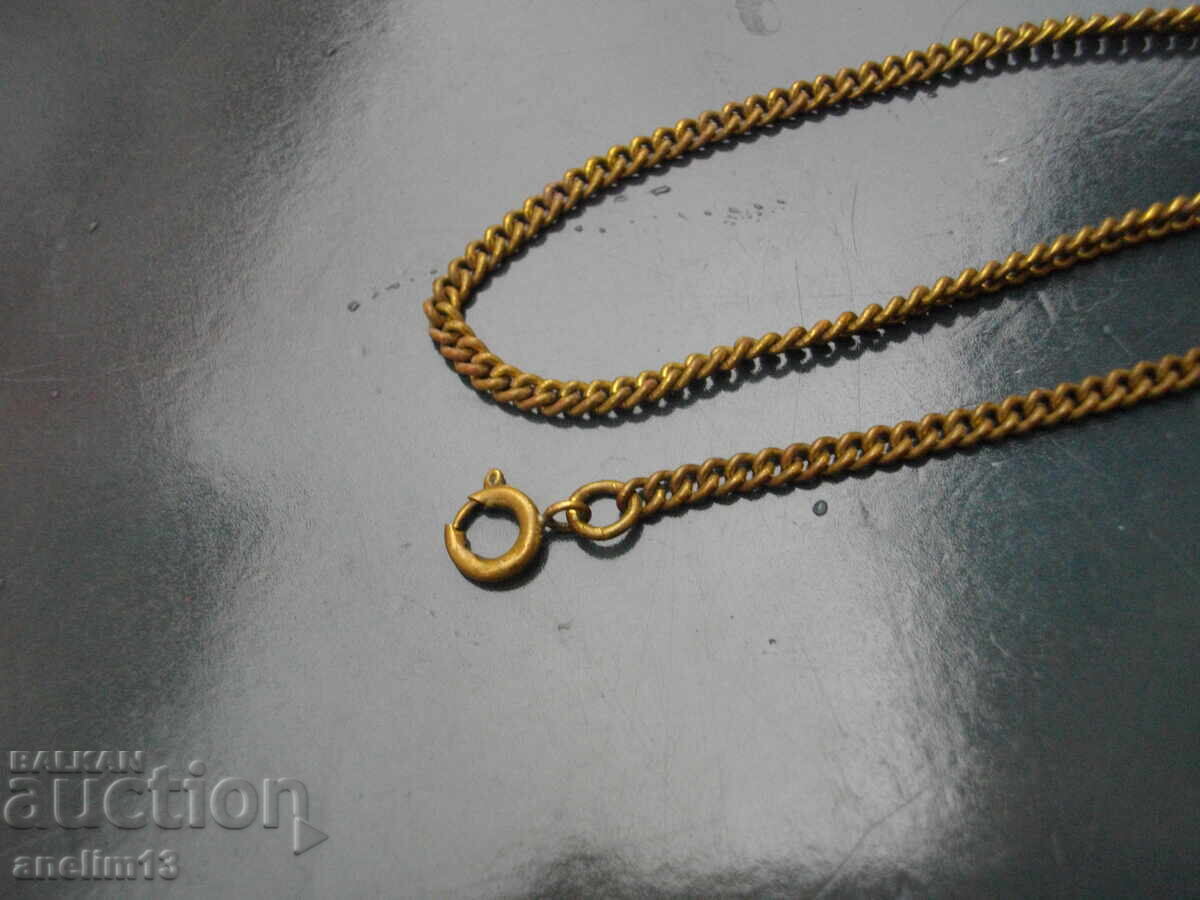 CAZ VECHE CEAS DE BUZUUNAR cu preț 35.00 BGN | € 17.90 CAZ VECHE CEAS DE BUZUUNAR cu preț 35.00 BGN | € 17.90