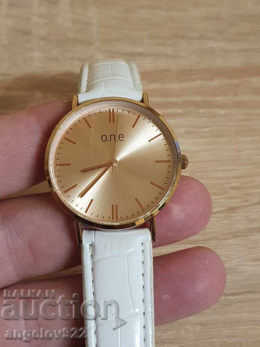 Аукцион Ръчен часовник O.N.E Аукцион Ръчен часовник O.N.E