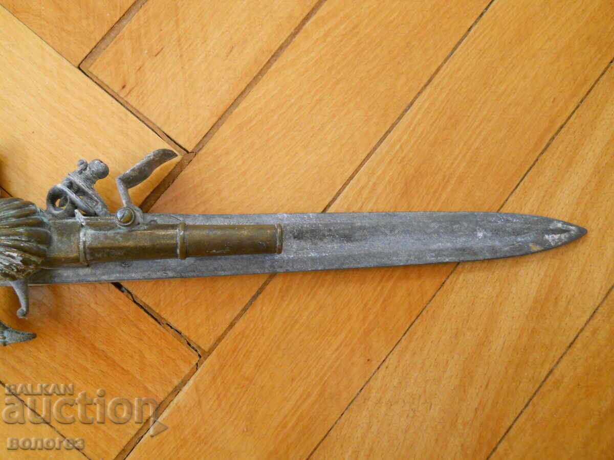 Delivery of Antique French Flintlock Pistol - Dagger (Replica)