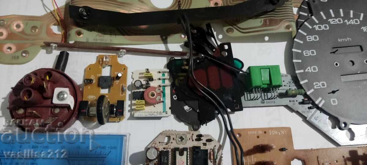 Livrarea Deșeuri electronice, plăci + cadrane