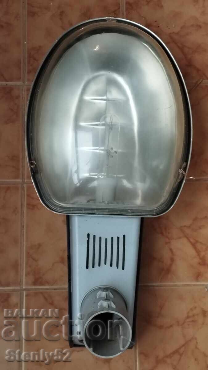 Παλιό φανάρι δρόμου από την εποχή του σοσιαλισμού