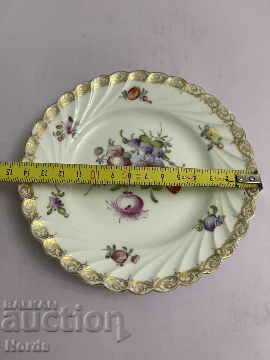 O farfurie frumoasa cu marcaje - 5 O farfurie frumoasa cu marcaje - 5