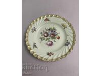 Красива чиния с маркировка