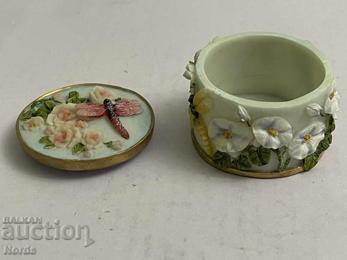 Δημοπρασία Όμορφα κοσμήματα Δημοπρασία Όμορφα κοσμήματα