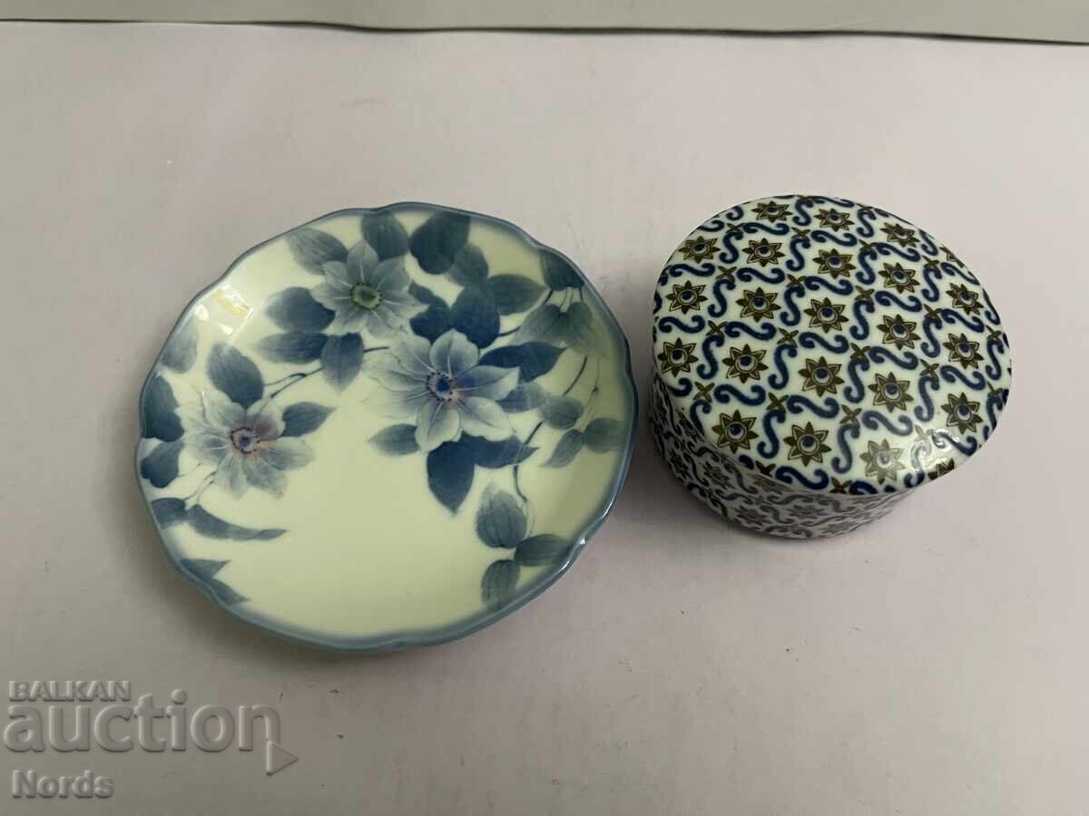 Красива бижутерка и чинийка Красива бижутерка и чинийка