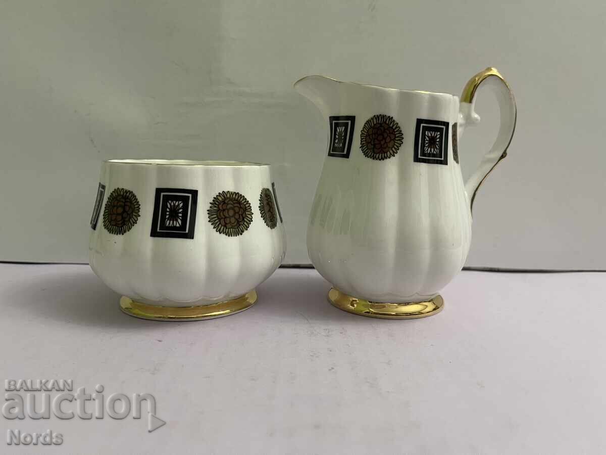 Lot de porțelan Clare Krasiv cu preț 13.51 BGN | € 6.91 Lot de porțelan Clare Krasiv cu preț 13.51 BGN | € 6.91