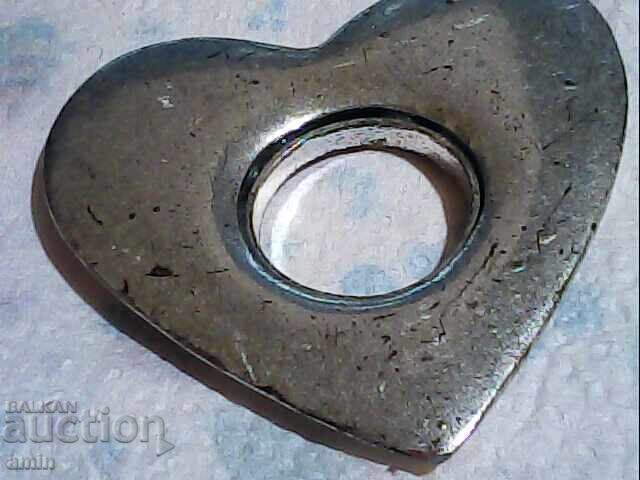 Auction  Beaded hearts for a necklace