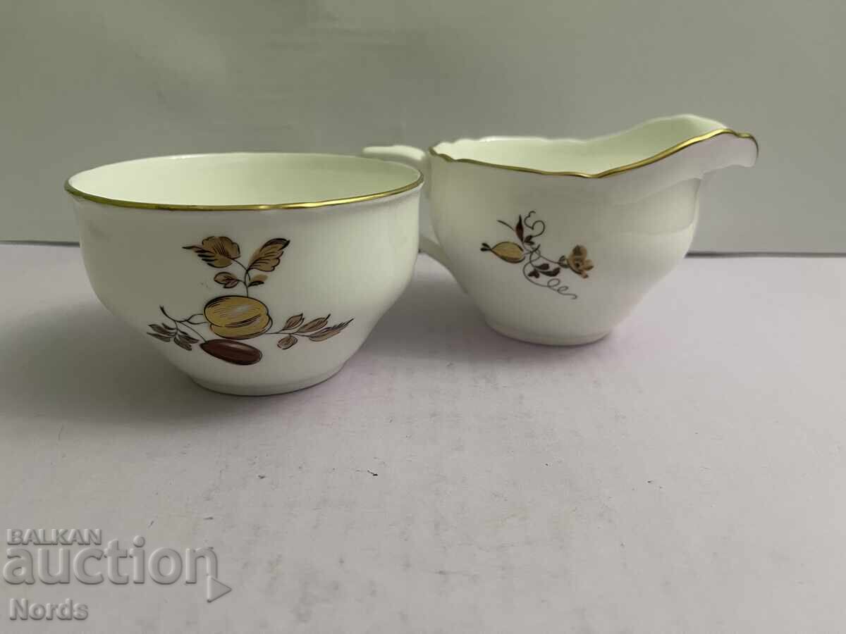 Доставка на Royal Worcester Красив порцеланов лот Доставка на Royal Worcester Красив порцеланов лот