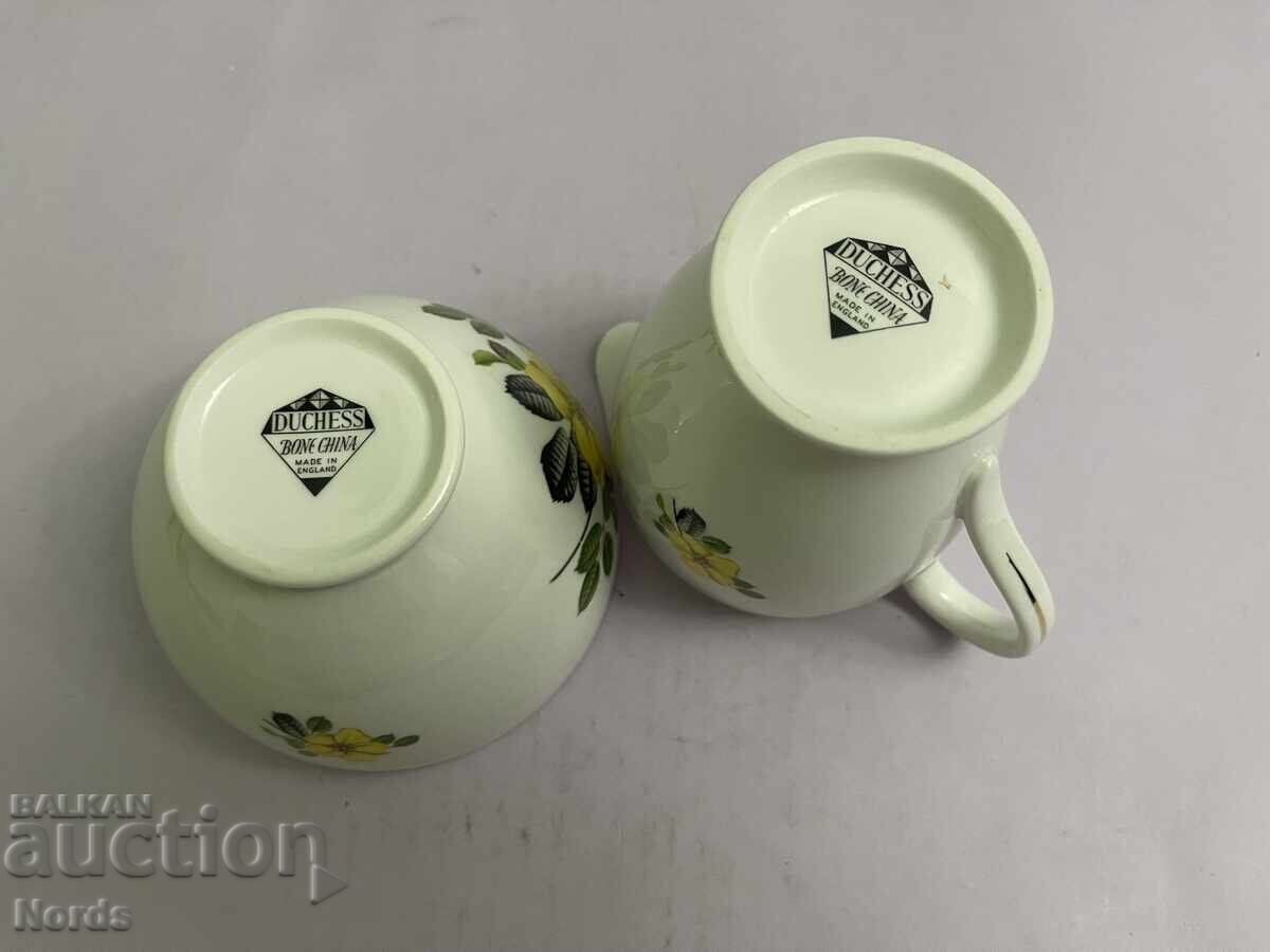 Доставка на Duchess Красив порцеланов лот Доставка на Duchess Красив порцеланов лот