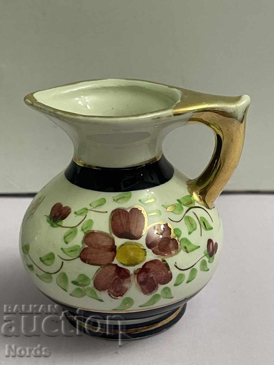 Licitație Canițe ceramice frumoase Licitație Canițe ceramice frumoase