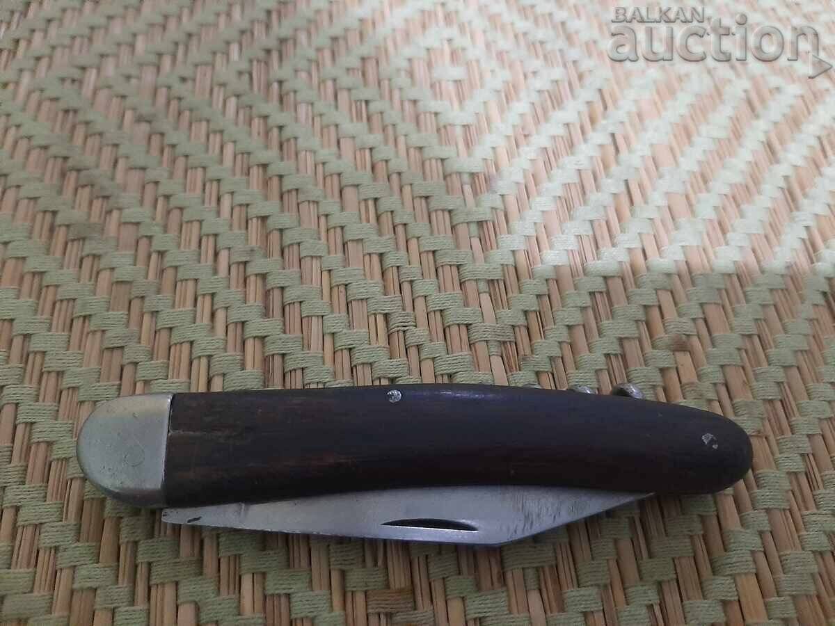 Vechi cuțit de ploaie - 6