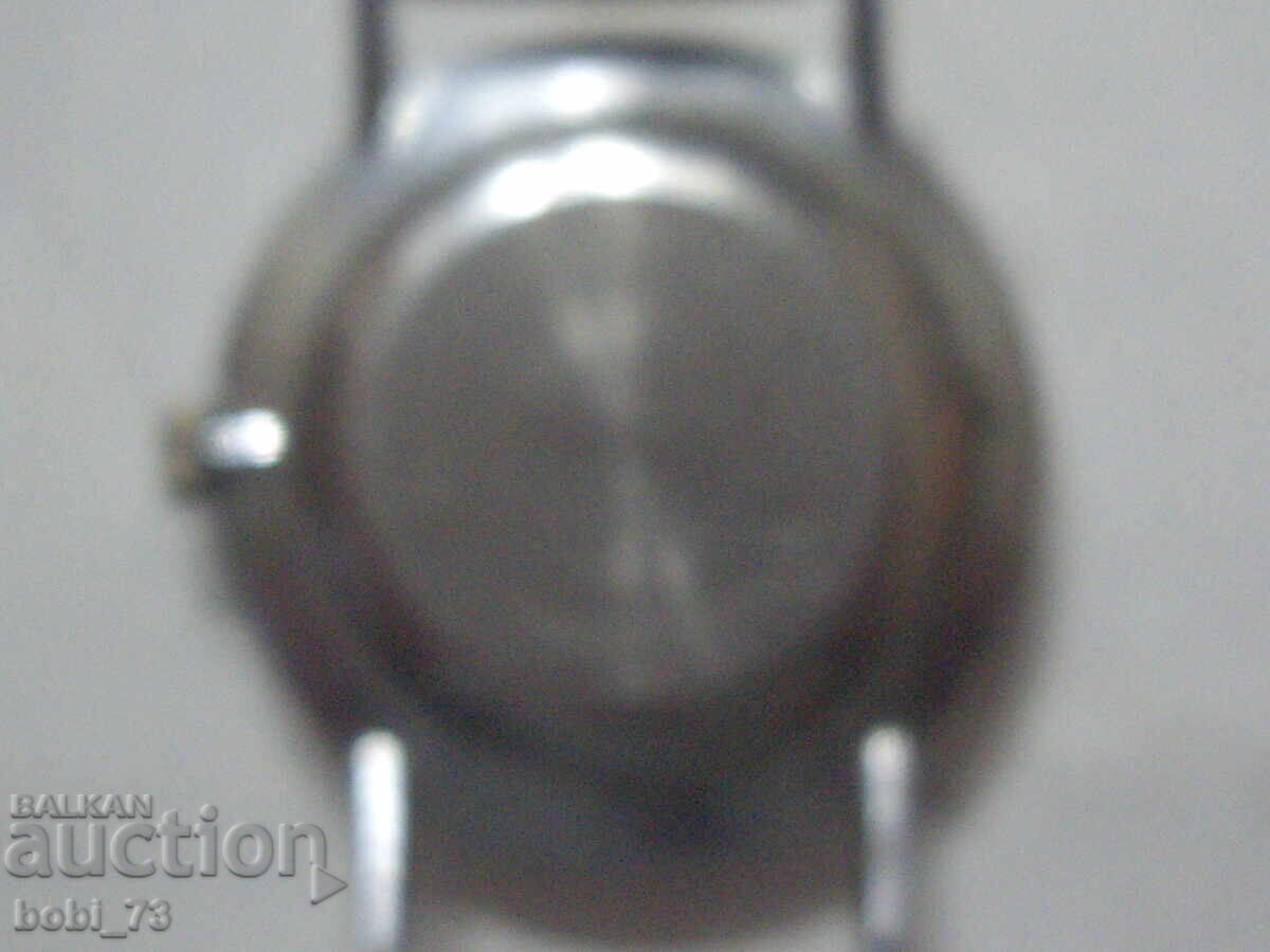 Old men's Russian watch with price 20.00 BGN | € 10.23