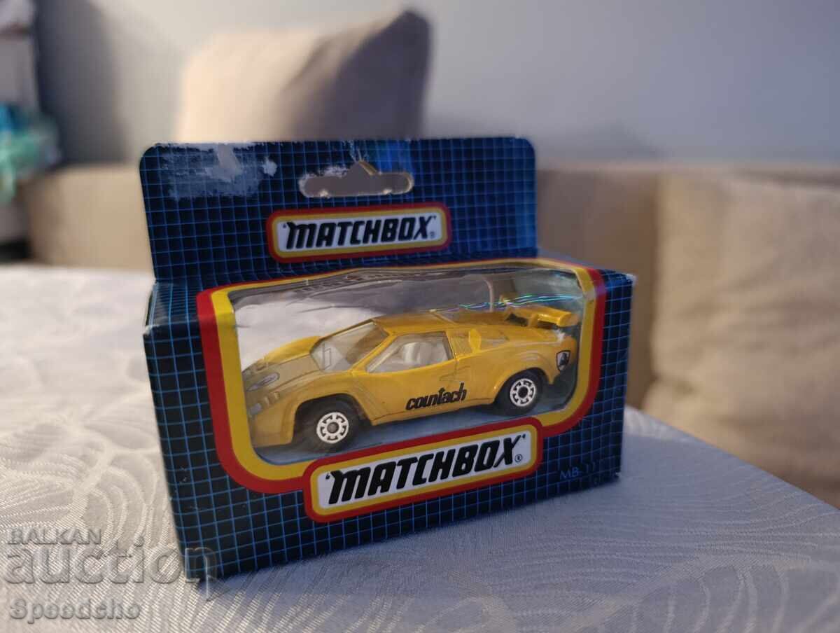 Matchbox Lamborghini Countach Machboks cu preț 50.00 BGN | € 25.56 Matchbox Lamborghini Countach Machboks cu preț 50.00 BGN | € 25.56