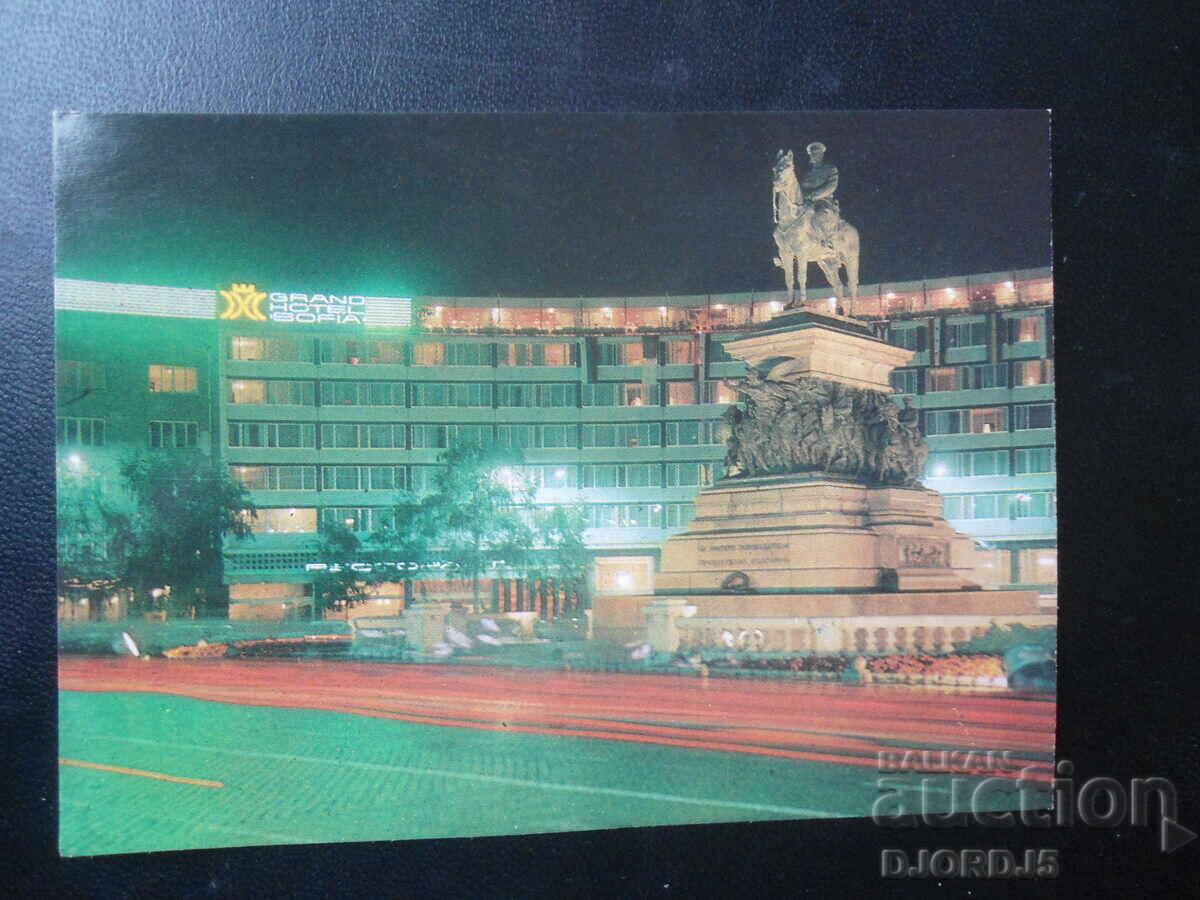 ΣΟΦΙΑ-Μνημείο Αδελφών Απελευθερωτών και Γκραντ Οτέλ Σόφια ΣΟΦΙΑ-Μνημείο Αδελφών Απελευθερωτών και Γκραντ Οτέλ Σόφια