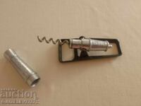 Tirbușon și deschizător de sticle rusești vechi