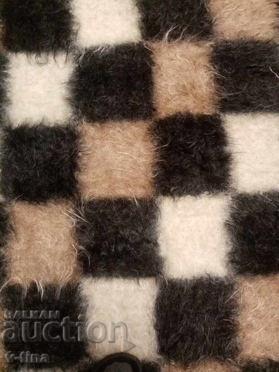 Παλιό χαλί κοζάκων σειρά κιτενίκ με τιμή 449.99 BGN | € 230.08