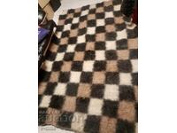 Стар килим козяк черга китеник